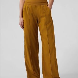 NWT Athleta  Nolita Wide Leg Pant 8T